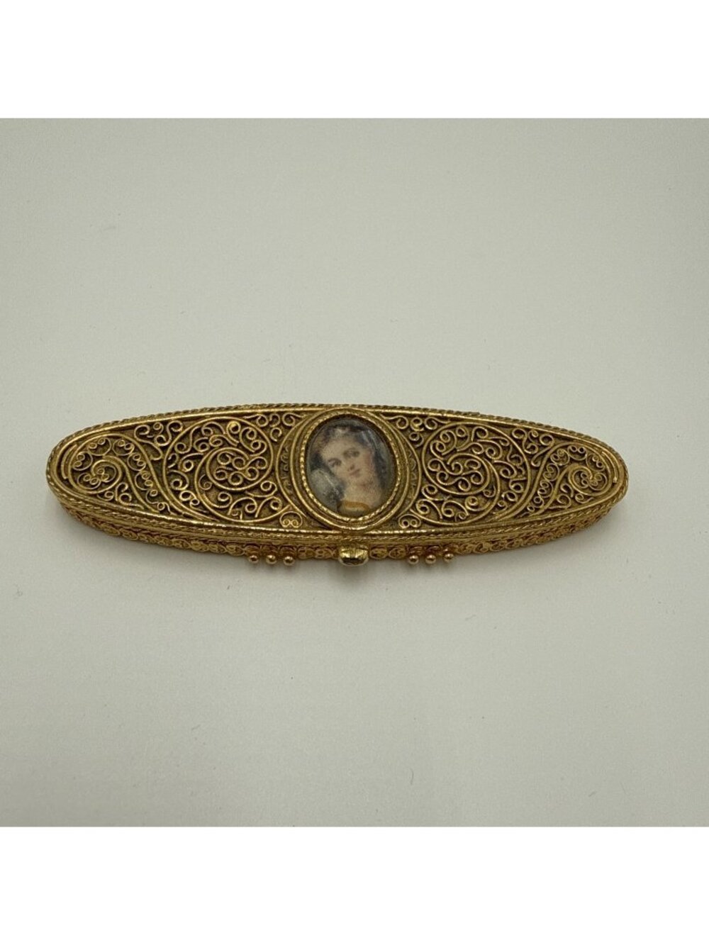 Vintage Estee Lauder Solid Perfume Compact Filigree Gold Tone Portrait Victorian